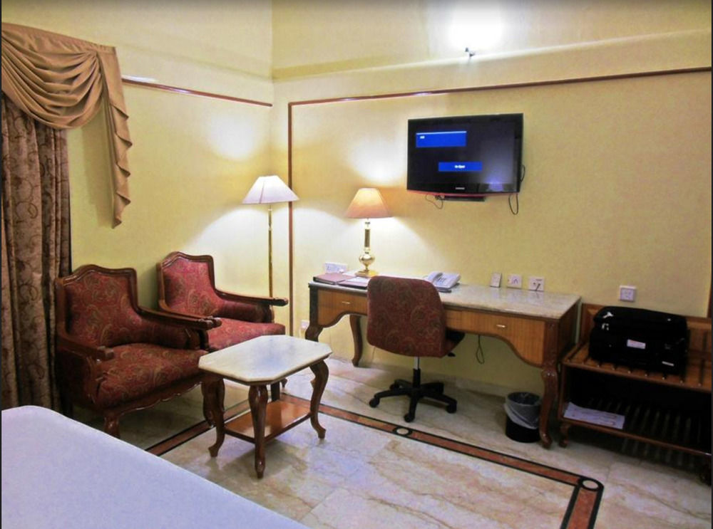 Raj Park Hotel Chennai Luaran gambar